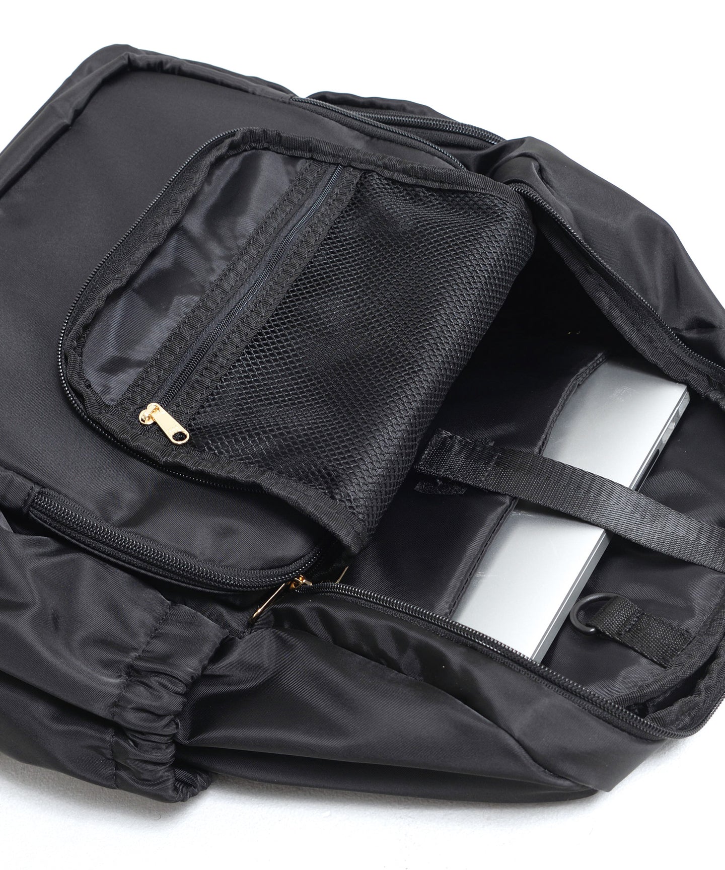 Arnold Palmer マルチポケット リュック